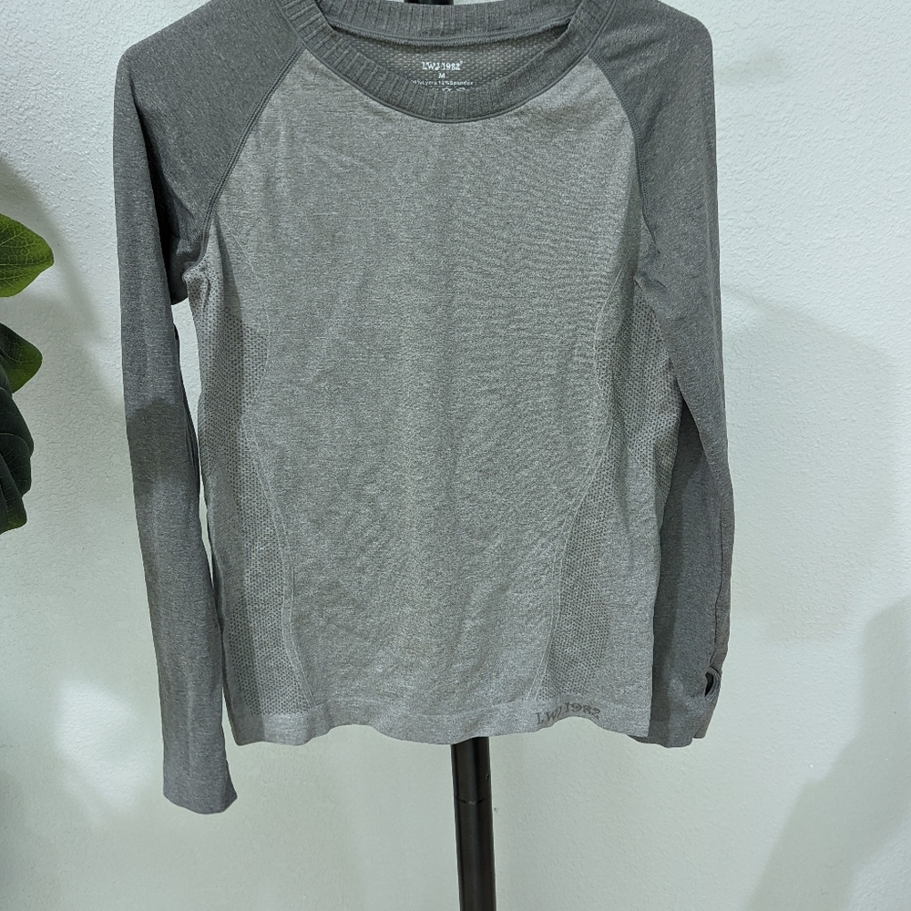 Women's athletic shirt